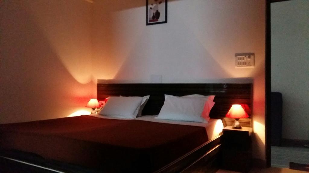 Hotel Safari Agra  Zewnętrze zdjęcie