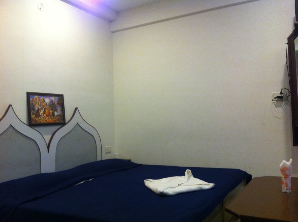 Hotel Safari Agra  Zewnętrze zdjęcie