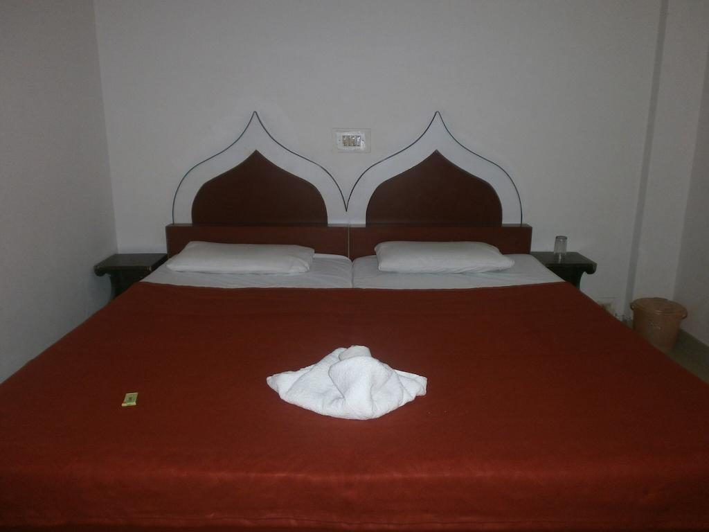 Hotel Safari Agra  Pokój zdjęcie