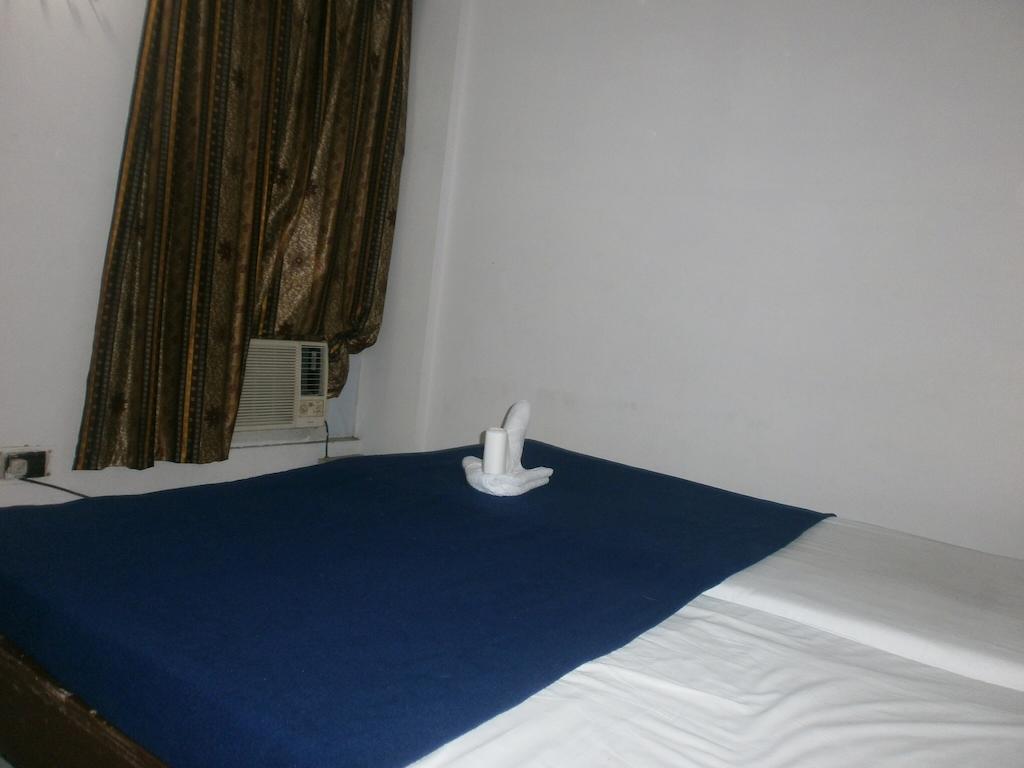Hotel Safari Agra  Zewnętrze zdjęcie