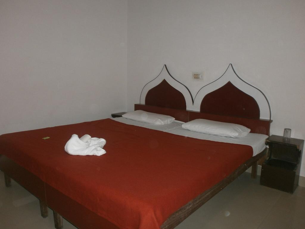 Hotel Safari Agra  Pokój zdjęcie